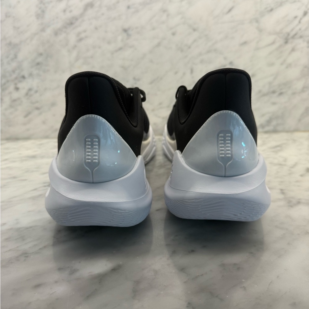 Under Armour Curry 11 Team Unisex Shoes - Picture 4 of 7